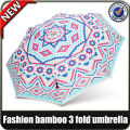 $ 60 Gutschein! Großhandelsqualitätssonniger kundenspezifischer Entwurfsdekorationbambushandgriff-Damen 3 falten Moderegenschirm